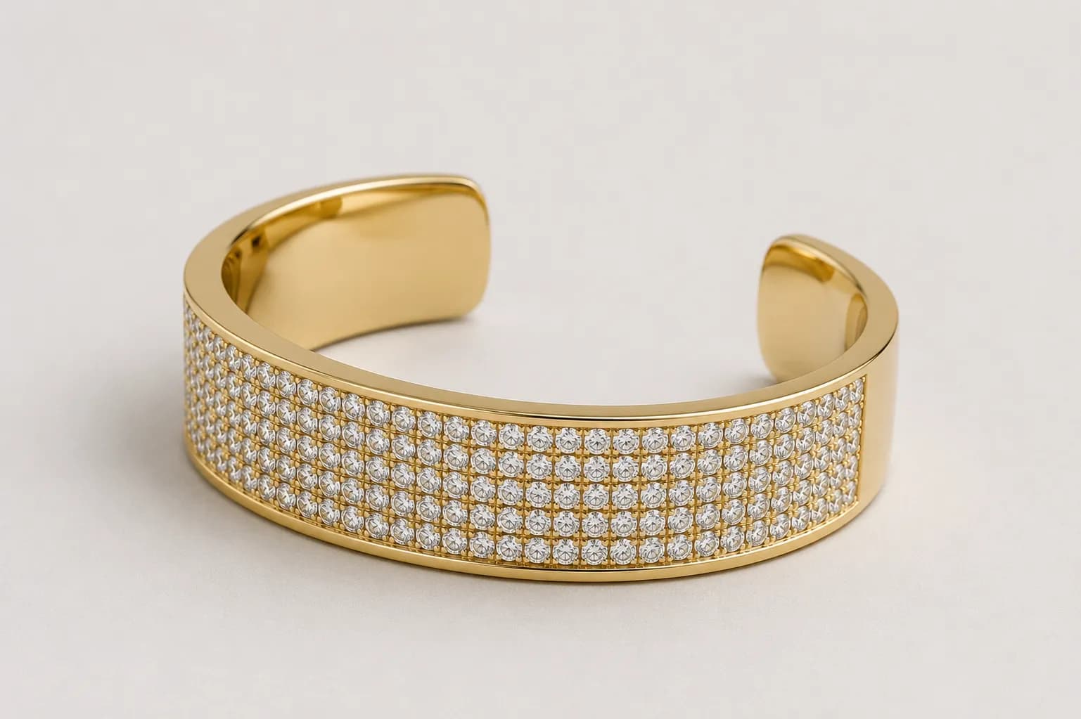 Stone-set cuff