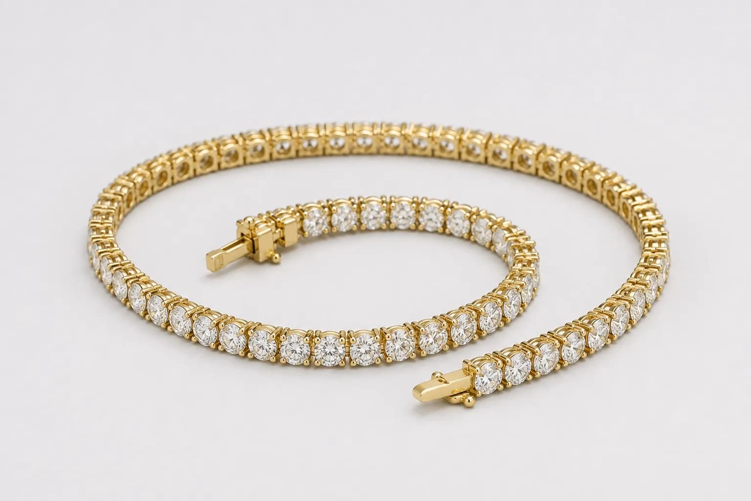 Tennis bracelet